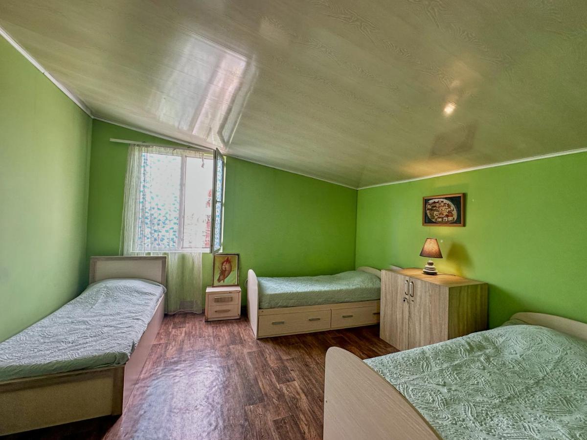 Нордвест Hotel Yerevan Ngoại thất bức ảnh